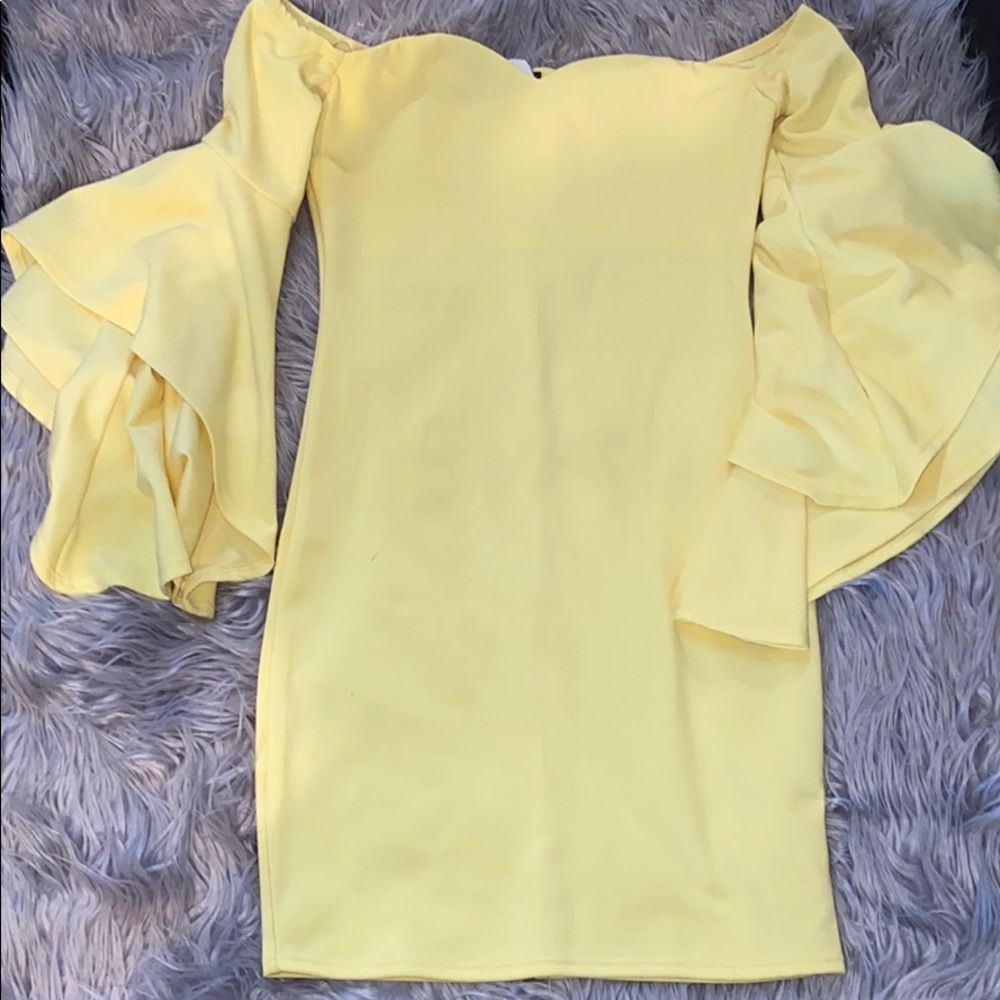 Yellow off shoulder dress w peplume sleeves